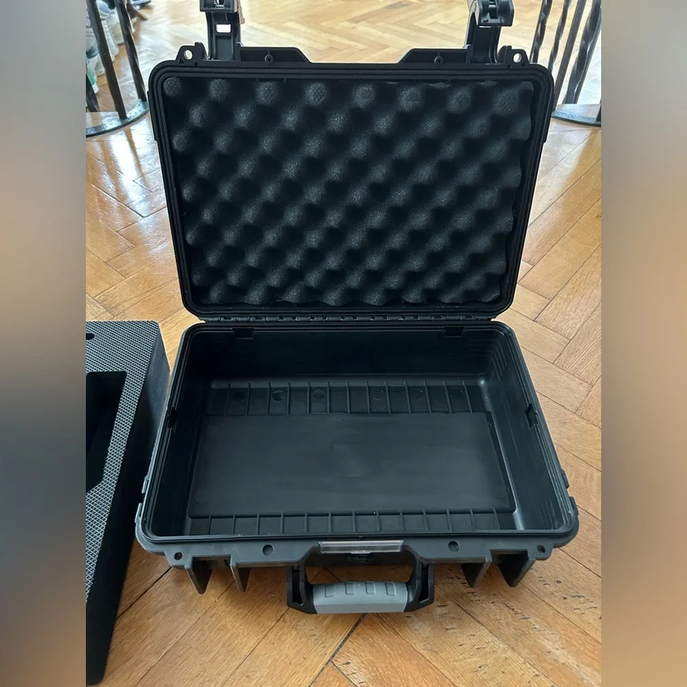 Heavy Duty Suitcase/Carrying Case - Great for Camera or Electronic Equipment!